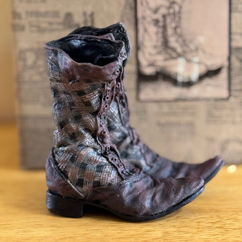 Vintage Popular Imports, Men's Brown Plaid Boots